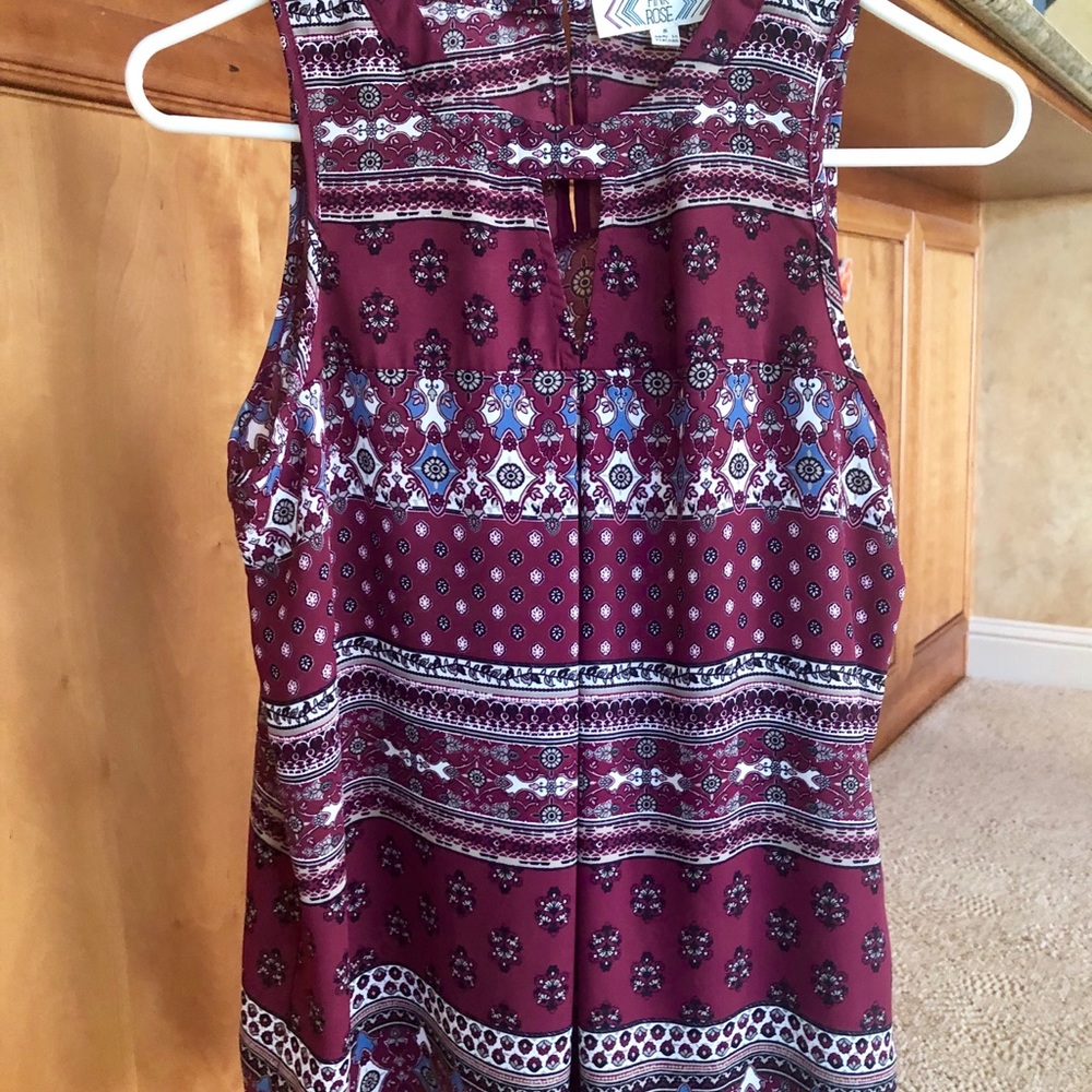 Burgundy Top - Junior’s Size Small